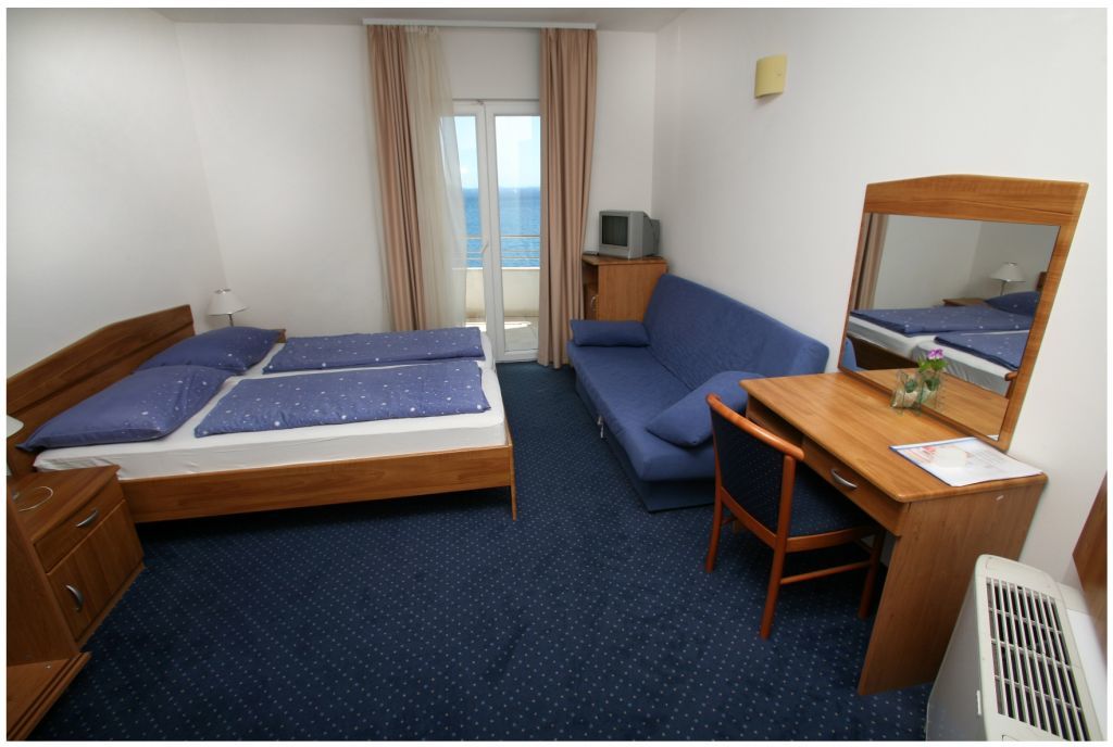 Hotel Viktorija Seget Vranjica Eksteriør bilde